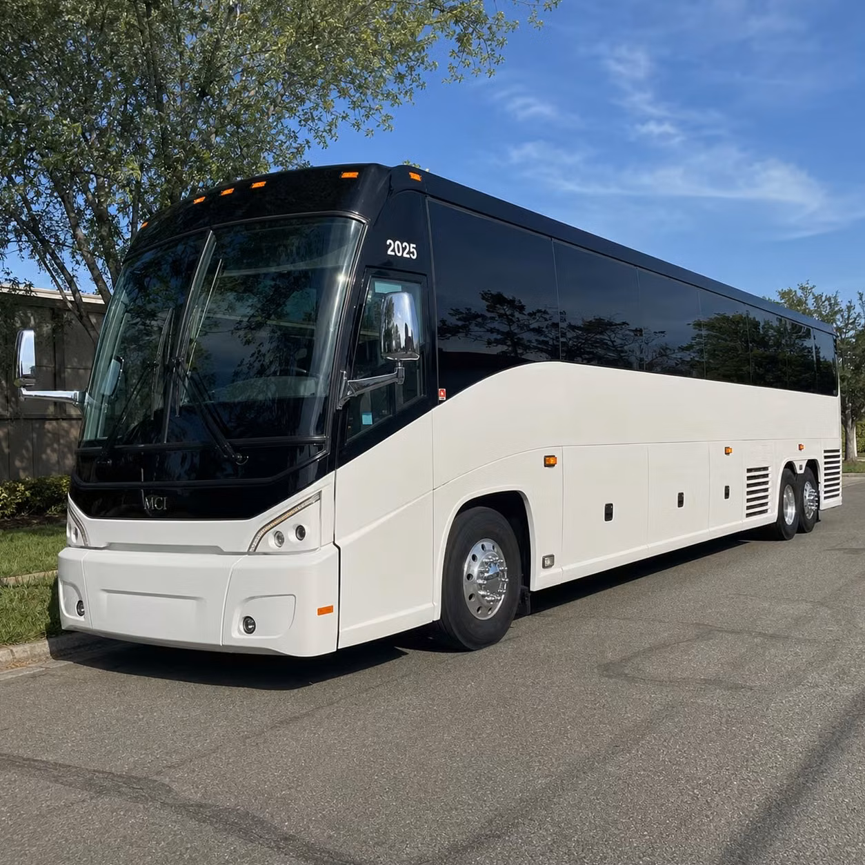 long distance charter bus rentals from west jordan to anywhere in the mountain west